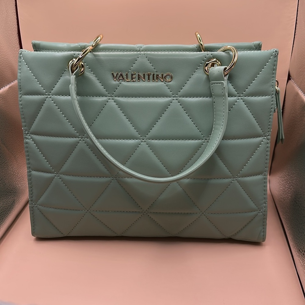 VALENTINO SHOPPING CARNABY NWOT - Picture 2 of 6